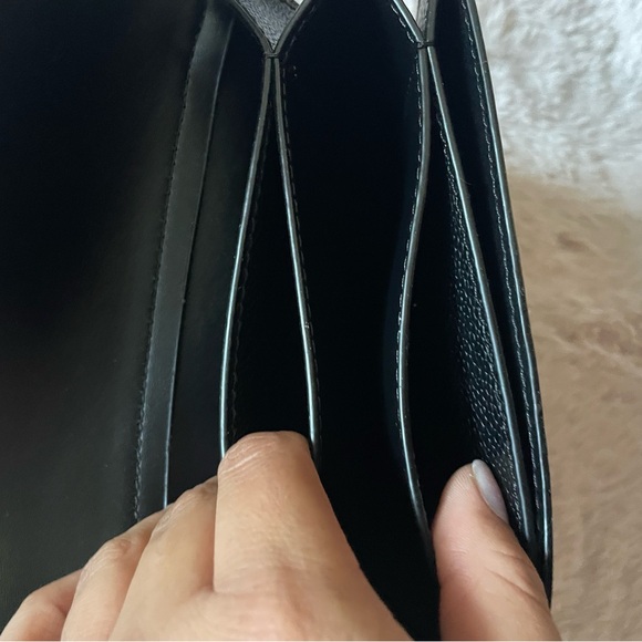 BRAND NEW TAHARI CROSSBODY BAG - Picture 7 of 13